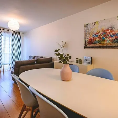 Camille - Avec Exterieur Reims